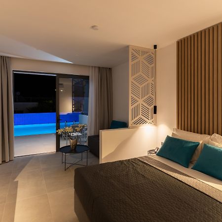 Zoes Hotel & Suites Фалираки Экстерьер фото