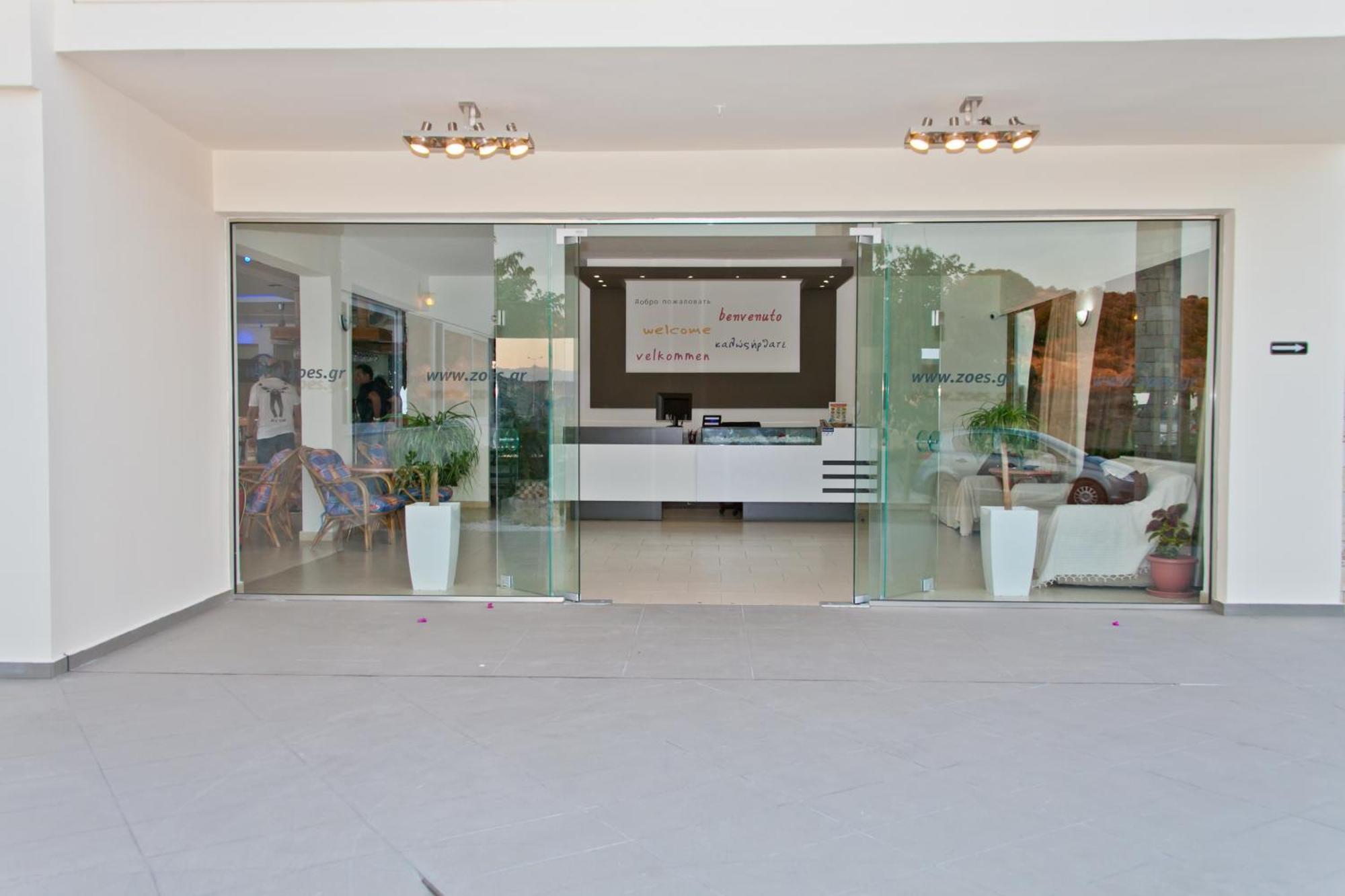 Zoes Hotel & Suites Фалираки Экстерьер фото