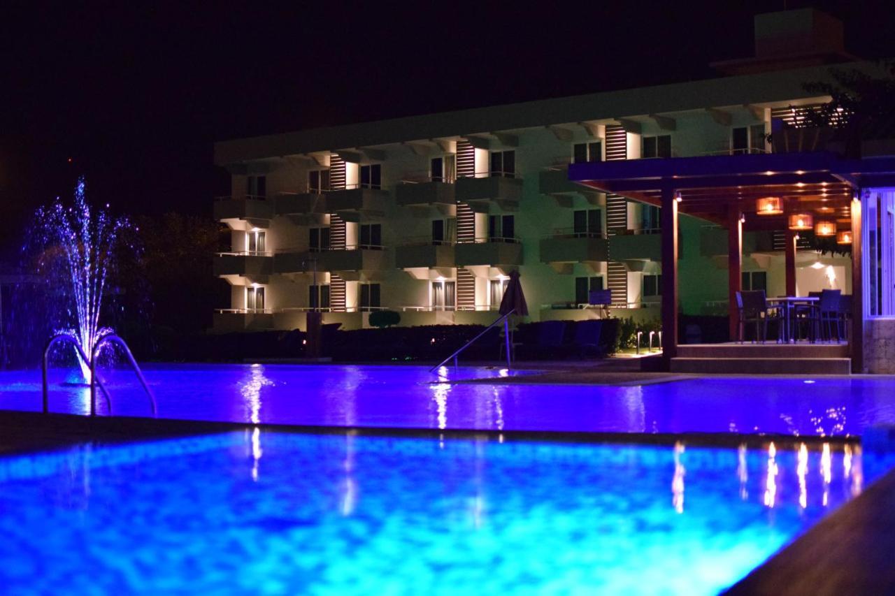 Zoes Hotel & Suites Фалираки Экстерьер фото