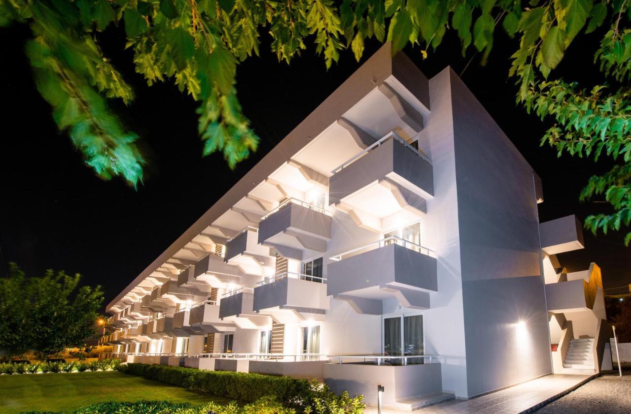 Zoes Hotel & Suites Фалираки Экстерьер фото
